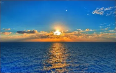 Qui chantait "Le ciel, le soleil et la mer" ?