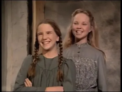 Comment s'appellent ses frères et surs, adoptifs compris ?