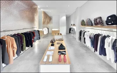 Cette boutique ? C’est la (nôtre/notre).