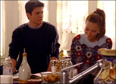 De quelle matière sont les cours qu'Haley donne à Nathan ?