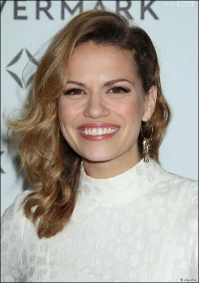 Comment s'appelle l'actrice qui joue ce personnage ?