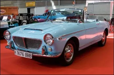 De quelle marque est ce cabriolet ?
