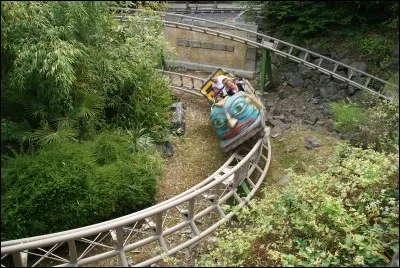 Quelle est cette attraction ?