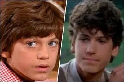 Willie est plus jeune qu'elle.