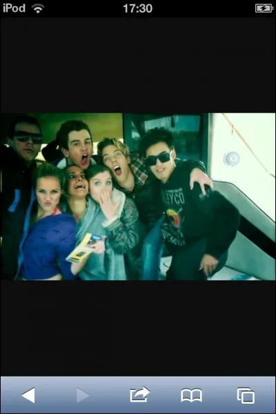 Aimes-tu Selena Gomez ?