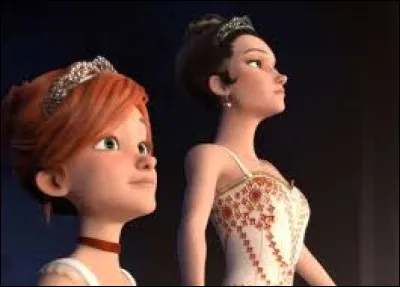 Que fait Félicie à Victor avant de rejoindre Rosita sur scène ?