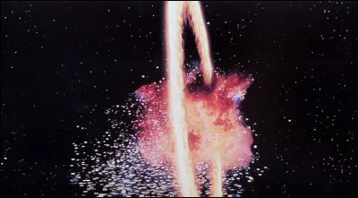 Le(s)quel(s) de ces hauts dirigeants n'est/ne sont pas mort(s) sur la première étoile noire ?