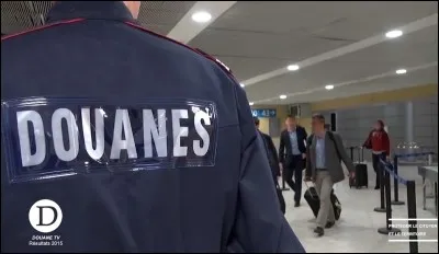 Je suis le pays qui a la plus grande frontière terrestre avec la France !