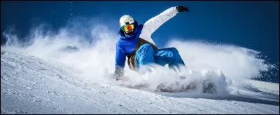 La neige tombe en hiver.