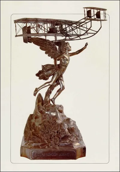 Passons aux pilotes ! Tiens, combien étaient les pilotes qui ont réussi à compléter le tour lors de la première édition du Trophée d'Aviation Gordon Bennett ?