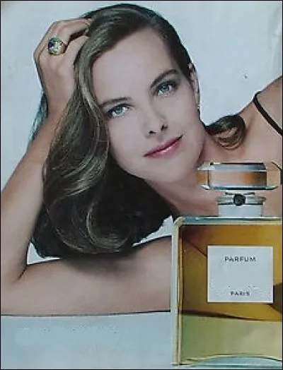 Pour quel grand parfum Carole Bouquet fut-elle l'égérie ?
