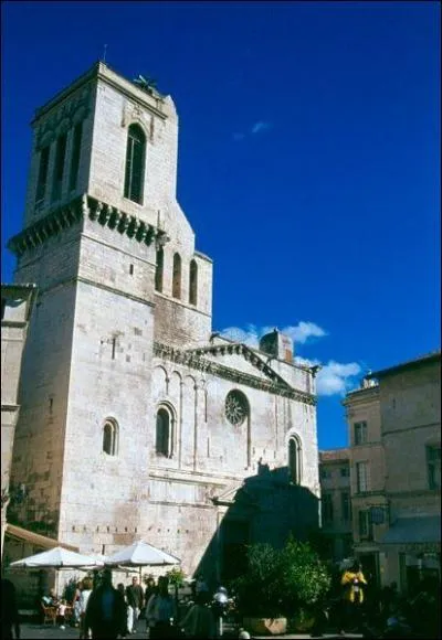 Comment s'appelle cet difice ?