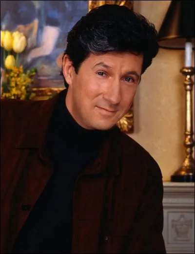 Quel est le véritable nom de Maxwell Sheffield ?