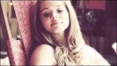 En quoi Alison était-elle déguisée pour Halloween ?