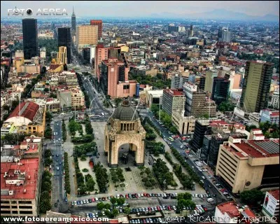 Comment appelle-t-on les habitants de Mexico ?