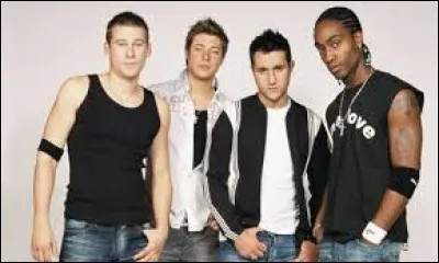 Comment se nomme ce boys band britannique qui ont chanté avec Elton John pour la chanson "Sorry Seems to Be the Hardest Word" ?