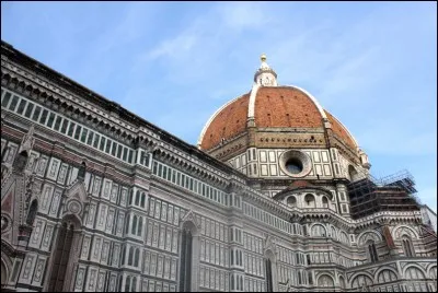 Qui a conçu le dôme de la cathédrale de Florence ?
