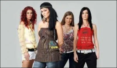 Comment s'appelle ce girl band espagnol à qui on doit le tube de l'été 2002 "Aserejé" ?