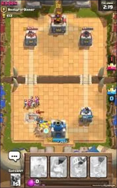 Lorsque la tour centrale du roi est détruite, la partie se termine.