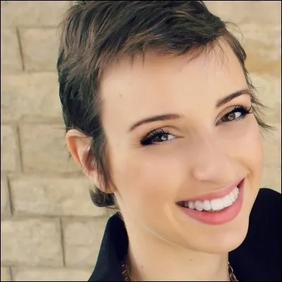 Comment s'appelle-t-elle ?