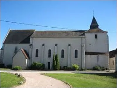 Nous partons maintenant dans le Cher visiter la commune de Civray. Nous serons en région ...