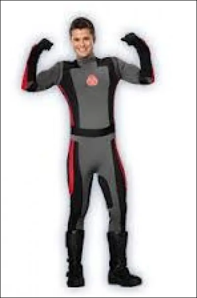 Dans quelle série joue-t-il ?