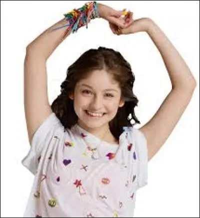 Dans quelle série joue-t-elle ?