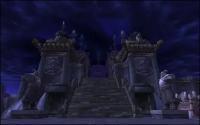 Dans cette île se trouve le Trône du Tonnerre. C'est :