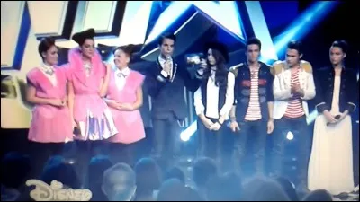 À quelle émission de télé les Alex and Co ainsi que les Lindas ont-ils participé ?