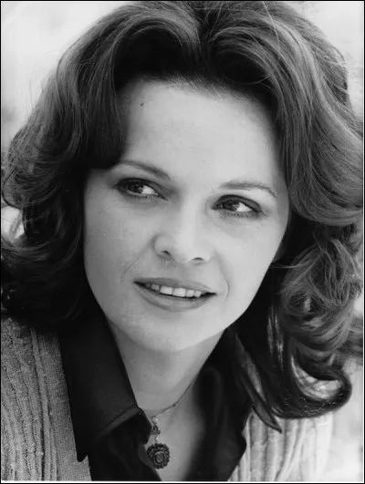 Elle fut une vedette de la com&eacute;die &eacute;rotique italienne. Au d&eacute;but des ann&eacute;es 70 elle rencontra Jean-Paul Belmondo avec lequel elle tourna dans &laquo;&nbsp;Les mari&eacute;s de l'an II&nbsp;&raquo; et &laquo;&nbsp;Docteur Popaul&nbsp;&raquo;. Elle devint sa compagne. Elle tourna &eacute;galement dans &laquo;&nbsp;Sans mobile apparent&nbsp;&raquo; ou encore &laquo;&nbsp;Malicia&nbsp;&raquo;, film culte pour beaucoup d'italiens.