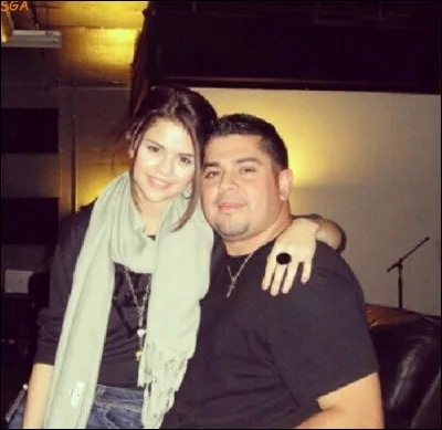 Comment s'appelle son père ?