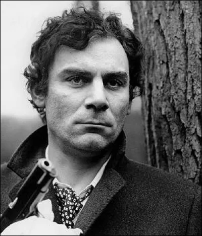 Celui qui était surnommé le « Laurence Olivier italien » s'est distingué dans « Pour une poignée de dollars », « Sacco et Vanzetti » ou encore « Enquête sur un citoyen au-dessus de tout soupçon ».