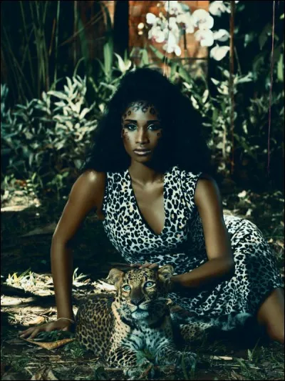 Passons maintenant à mon top cinq. Connue pour sa relation avec Marvin, il s'agit de :