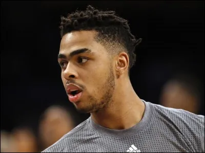 Dans quelle équipe joue d'Angelo Russell ? (saison 2016-17)