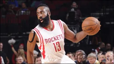 Avec qui James Harden met-il le plus d'alley-oops (saison 2016-17) ?