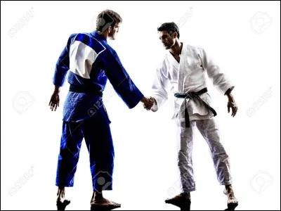 Comment appelle-t-on les personnes qui pratiquent le judo ?