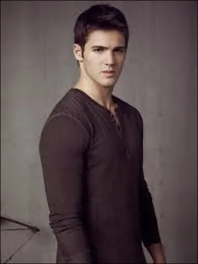 Que devient Jeremy dans la saison 4 ?