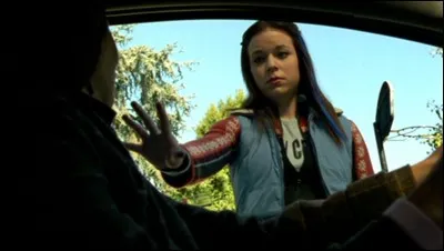 Au cours de la série, que découvre Mac ?