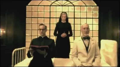 Qui casse le disque de "Dominique" ?