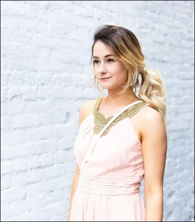 Comment s'appelle sa première vidéo ?