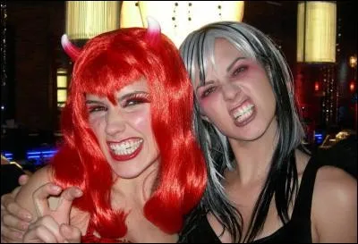 Quel surnom n'est pas utilisé par Brooke pour qualifier Peyton ?