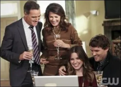 Comment s'appellent les parents de Brooke ?