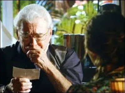 Quel est l'objet que son petit-fils a ramené chez lui qui lui a provoqué une crise cardiaque ?