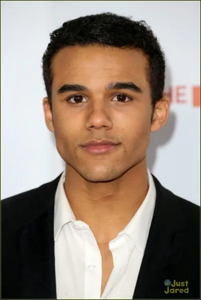 Comment s'appelle son deuxième copain ?