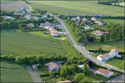 Marigny est un village de l'arrondissement de Niort situé dans le département ...