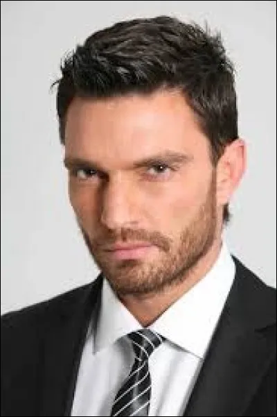 L'acteur qui joue le fils de Marcela Arismendi, Leonardo Arismendi, est :