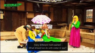 Dans le "Monsta X Ray", saison 1, en quoi était déguisé Jooheon?