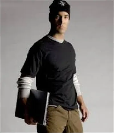 Comment s'appellent les deux meilleurs amis de El Diablo ?