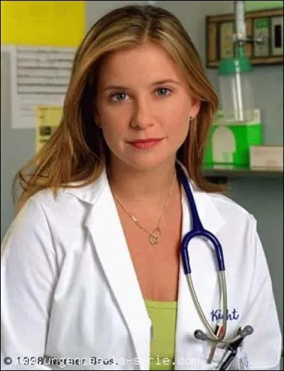 Qui est cette personne qui est sortie avec Carter mais qui est morte par agression ?