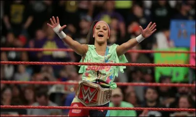 Lors de quel show a-t-elle remporté le championnat féminin de Raw ?